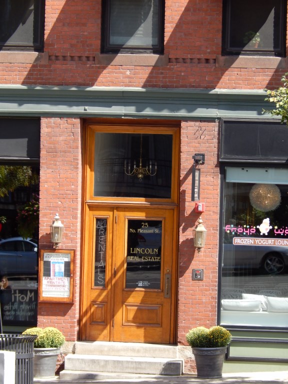 23 North Pleasant Street Lincoln Real Estate